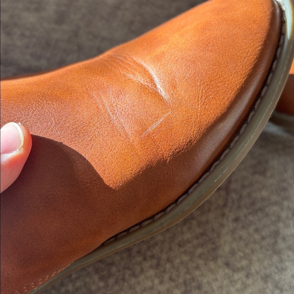 Universal Thread Mules - Picture 4 of 6